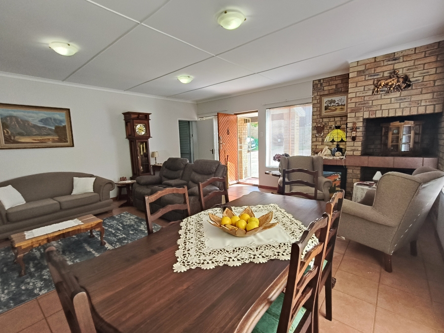 3 Bedroom Property for Sale in Jeffreys Bay Central Eastern Cape